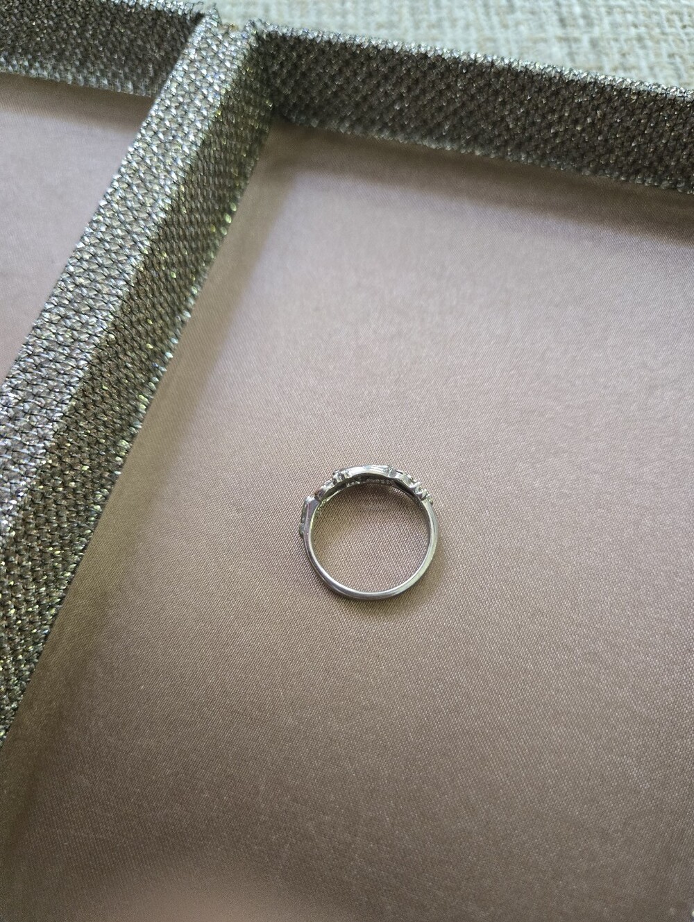 Black Hills Gold Sterling 12k Gold Leaf Ring - Picture 4 of 9